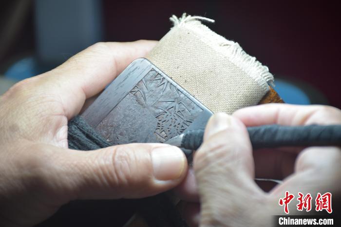 探访南昌非遗匠心馆 传统非遗碰撞出新火花