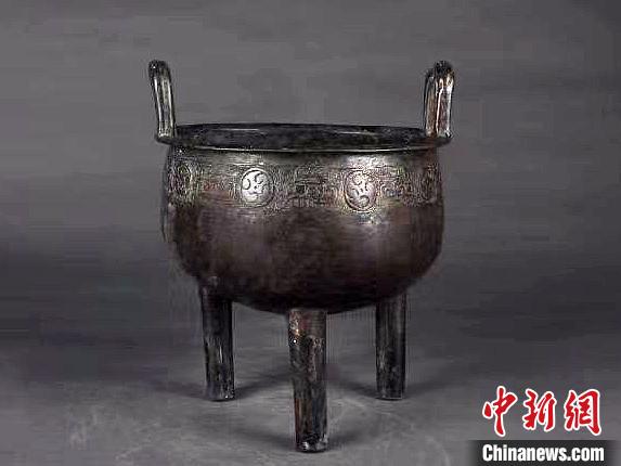 在青铜器之乡修文物:巧手匠心 守护青铜瑰宝