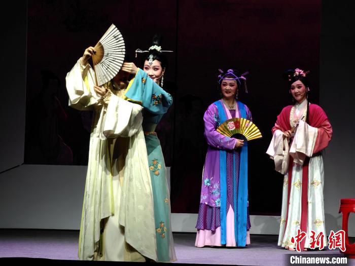 福建芳华越剧院复排越剧《柳永》 7月将赴香港演出